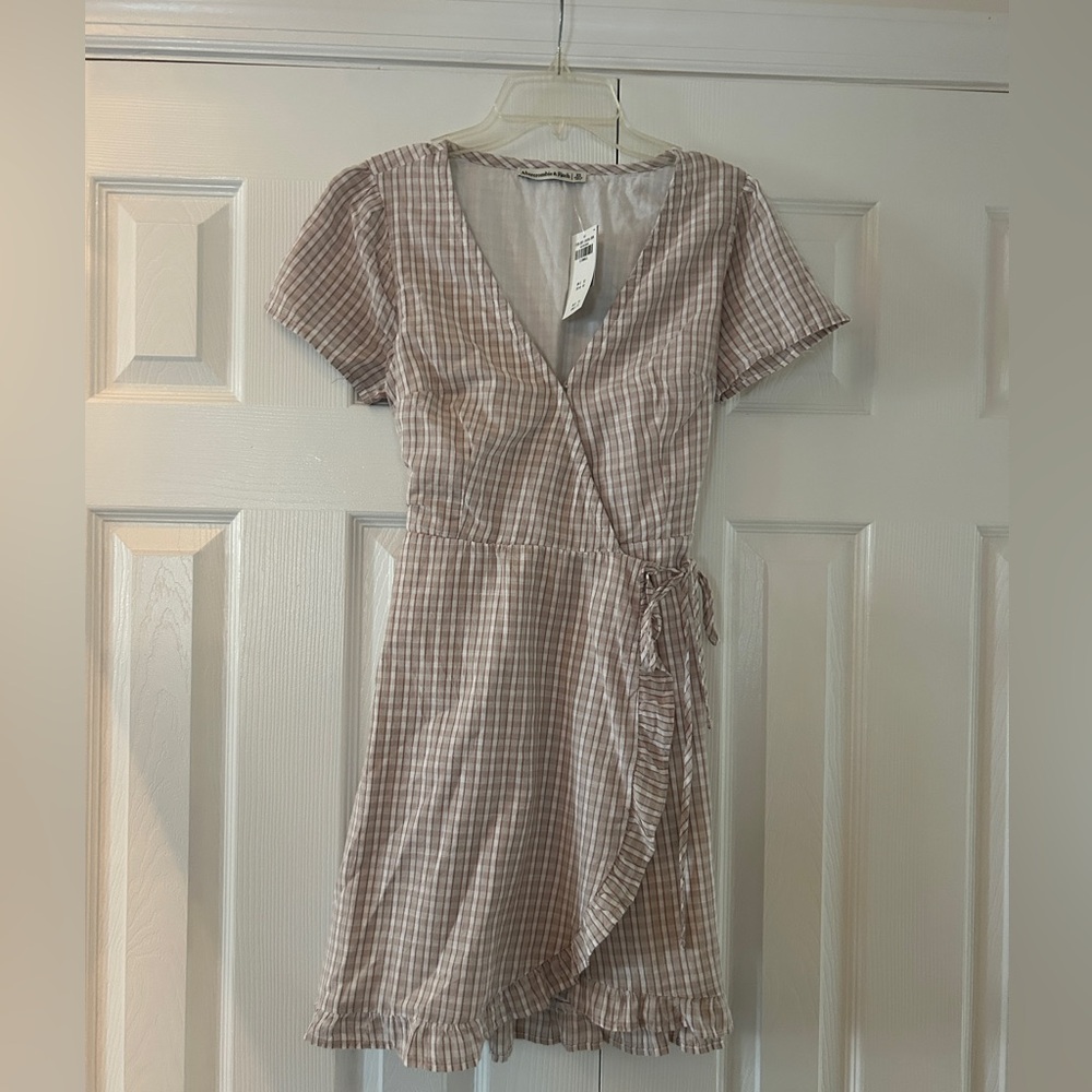 Abercrombie Wrap Dress NWT